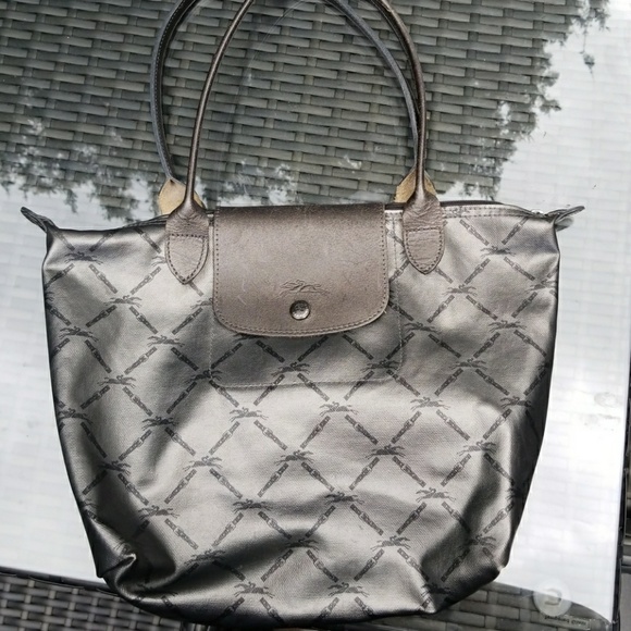 longchamp silver tote